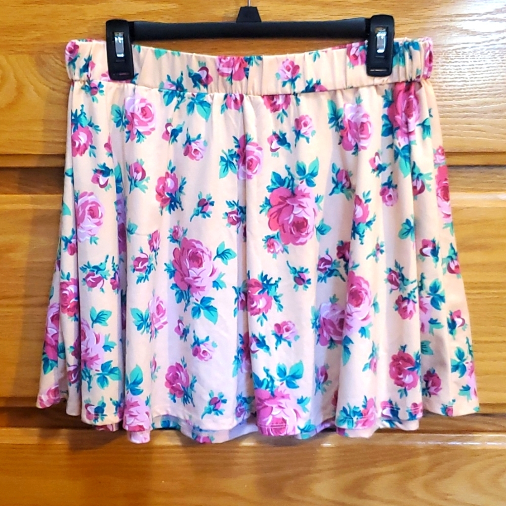 Pink skirt with flowers